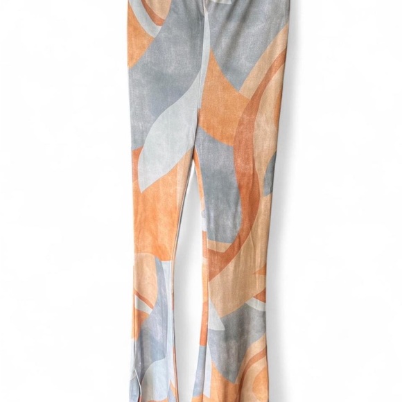 Show Me Your MuMu Maren Bell Bottom Pants Stretchy Size Small - Picture 2 of 6